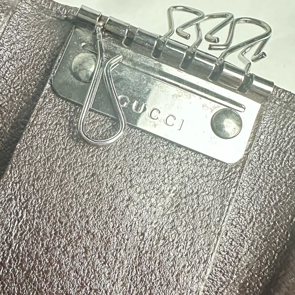 Gucci Brown Key Card Holder with Monogram Design - Picture 7 of 8
